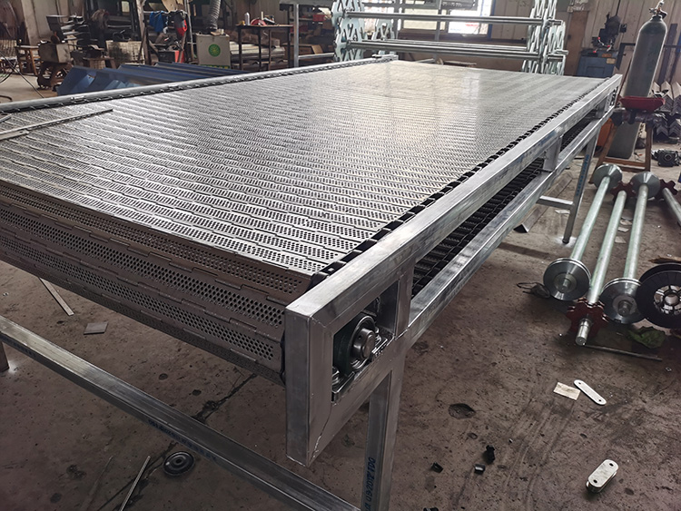 鏈板輸送機(jī)